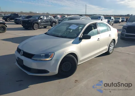 2011 Volkswagen Jetta 2.0L S z USA, uszkodzony, nr VIN 3VW2K7AJXBM330079